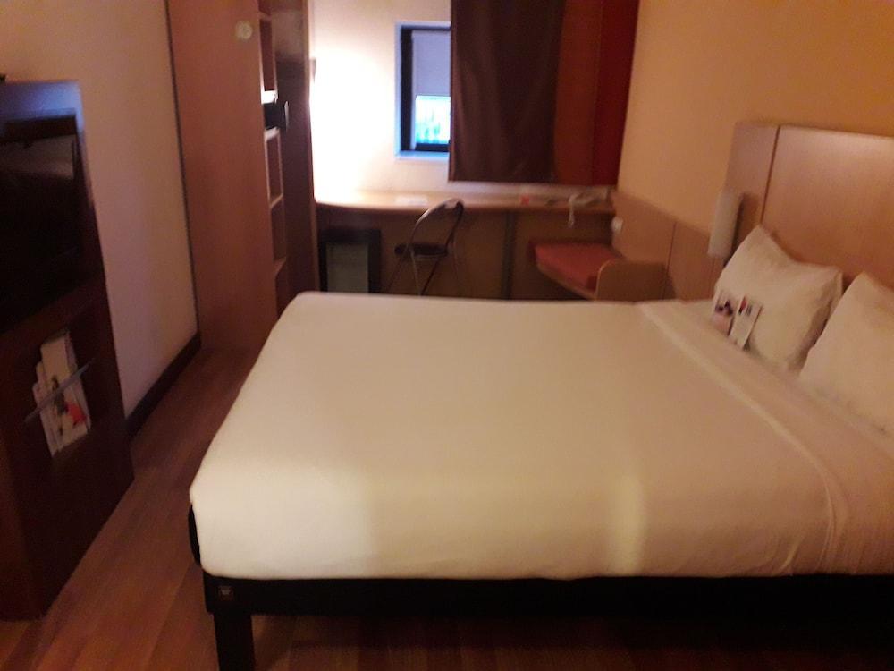 Ibis Tlemcen Hotel Eksteriør billede